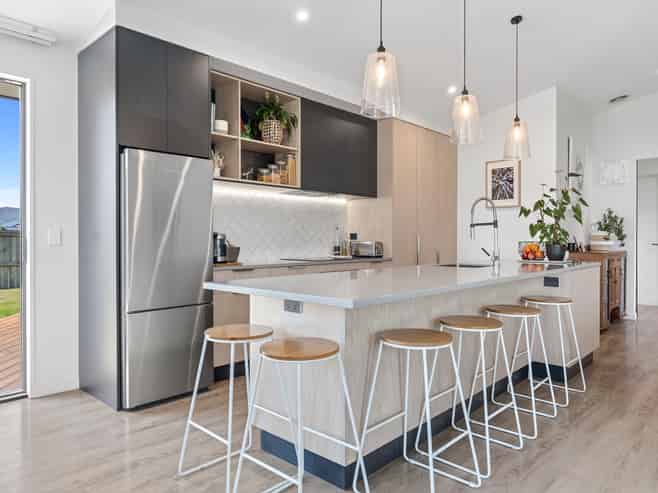 4 Rua Street, Albert Town