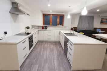 14b/2 Manor Place, Dunedin Central