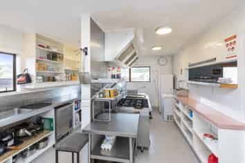 Landmark Property with Accommodation–Live Onsite