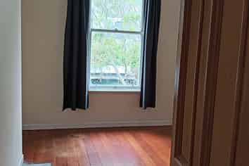 213 Grant Road, Thorndon