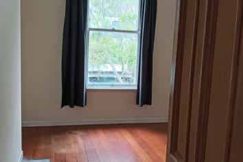 213 Grant Road, Thorndon