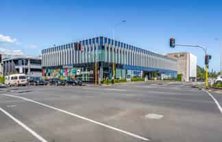 Premium 646sqm Fully Fitted Corner Office