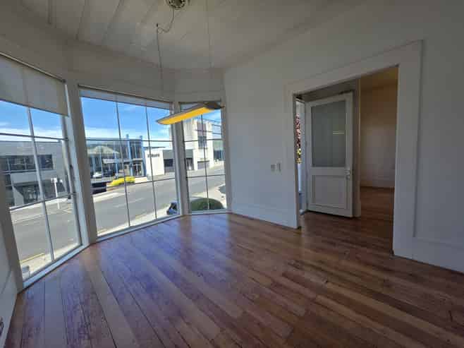 Motivated landlord – welcoming serious offers