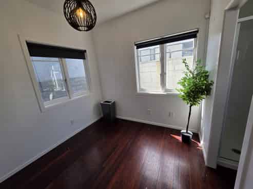 Motivated landlord – welcoming serious offers