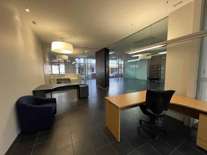 Mount Cook showroom/retail or ground floor office