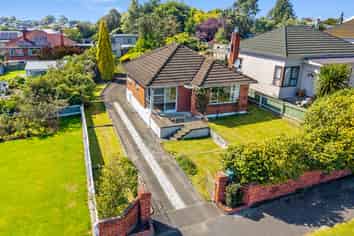 52 Woodlands Road, Parkside