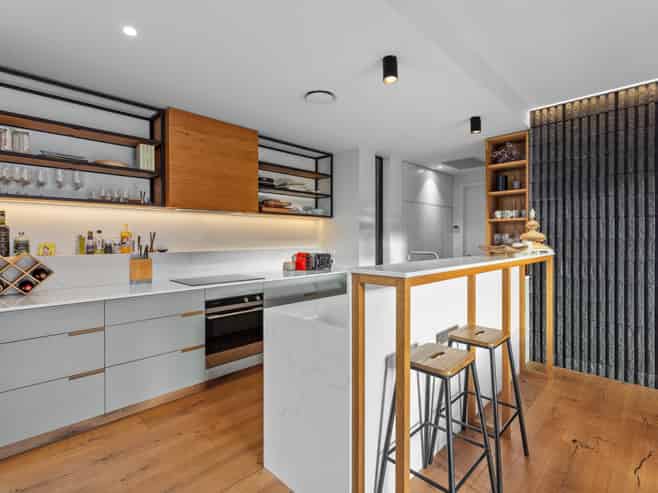 6 Stackbrae Avenue, Wanaka