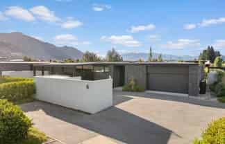 6 Stackbrae Avenue, Wanaka