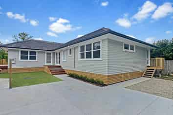 55 Cambridge Road, Riverhead