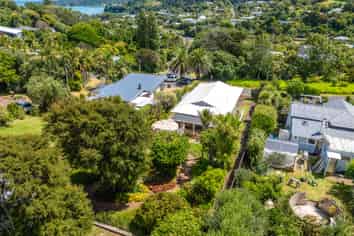 38 Ocean Road, Surfdale