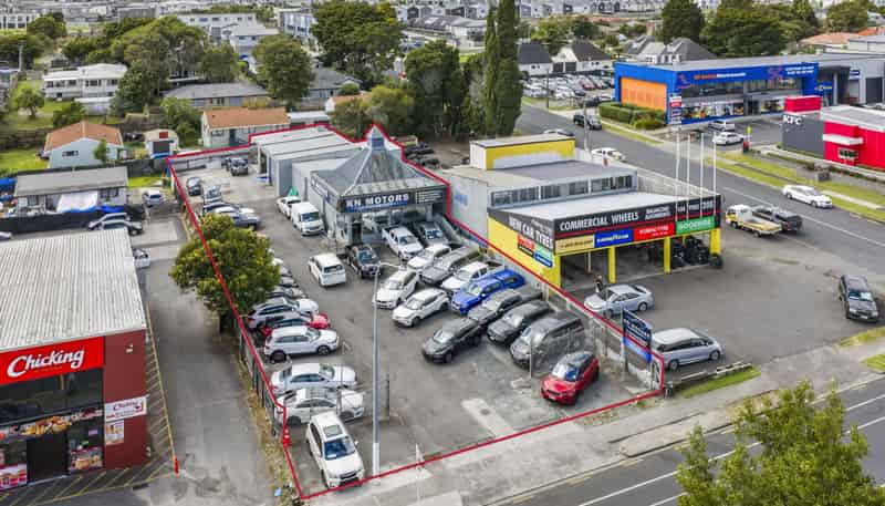 206 Great South Road, Takanini