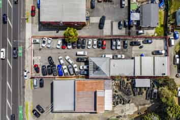 High-profile automotive yard/development site