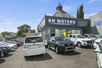 High-profile automotive yard/development site