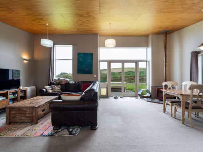 279 Hillhead Road, Corstorphine