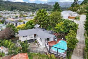 4 Main Road, Wainuiomata