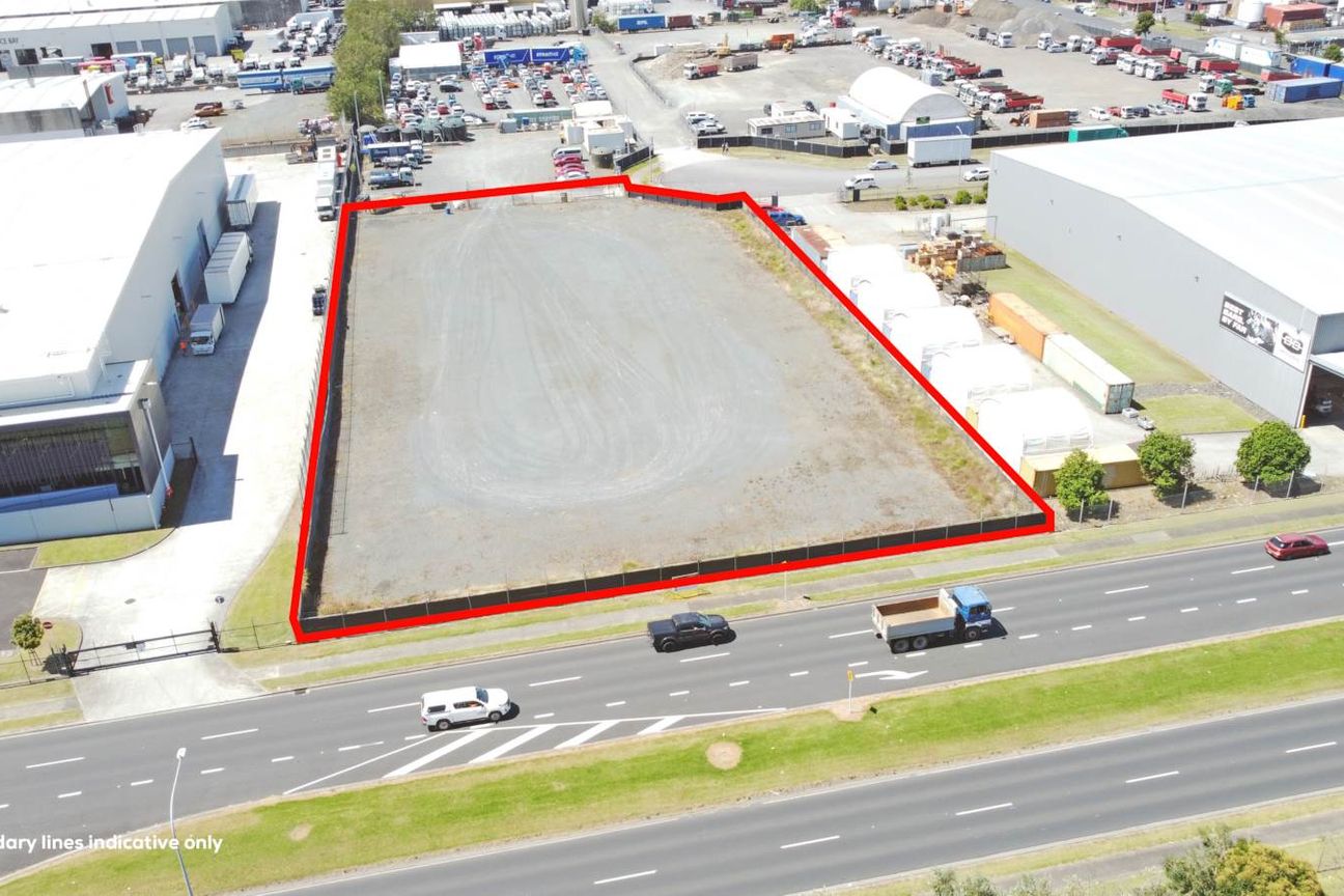 SECURE 5,000M² YARD, Wiri