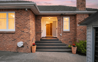 19 Captain Scott Road, Glen Eden