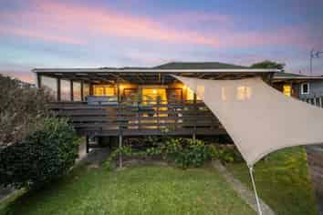 19 Captain Scott Road, Glen Eden