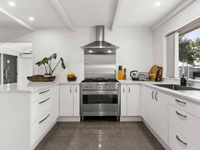 48A Avenue Road, Greenmeadows