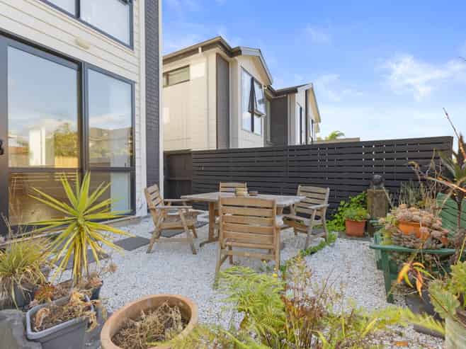 255B Hill Road, The Gardens