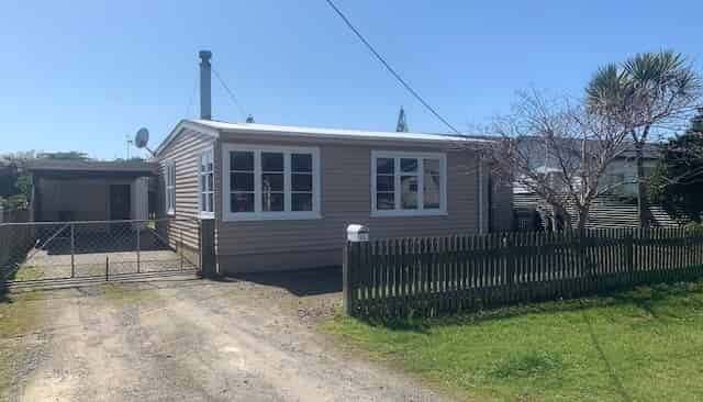 13 Pratt Avenue, Foxton Beach