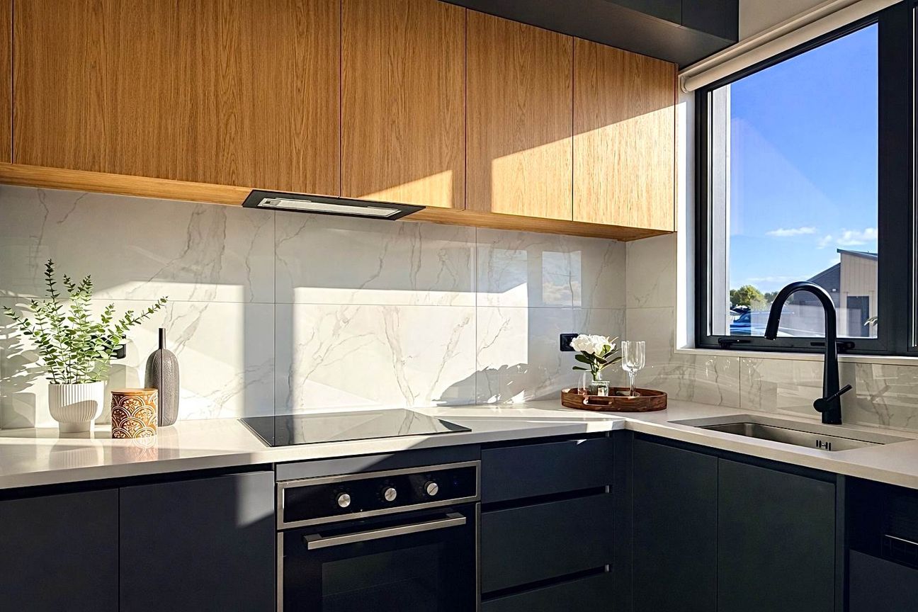 Modern Comfort, Easy Living in Heart of Pukekohe - Fler