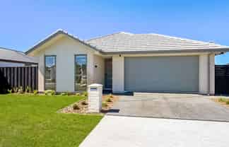 12 Weaver Street, Woodend