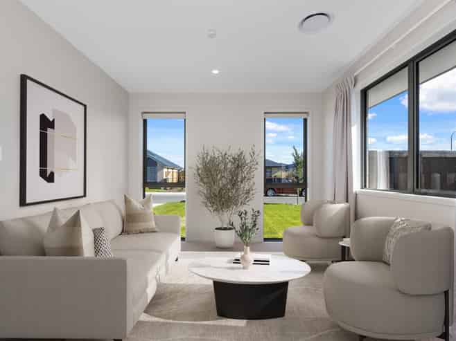 12 Weaver Street, Woodend