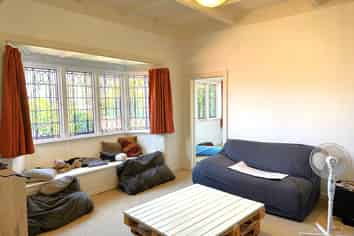 5 Admiral Beatty Ave, Mount Roskill