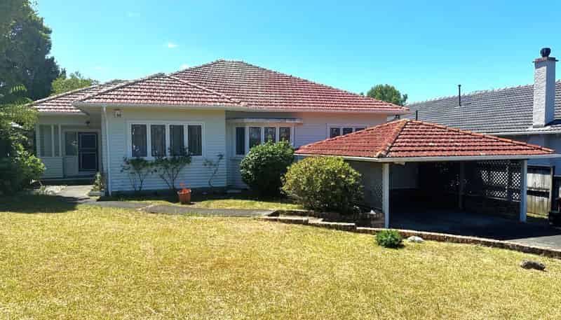 5 Admiral Beatty Ave, Mount Roskill