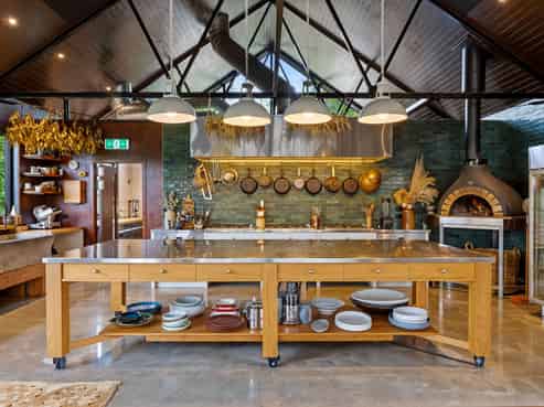 Destination weddings, dining with retreats upside