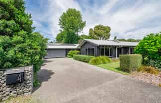 4 Ferndale Drive, Waikanae