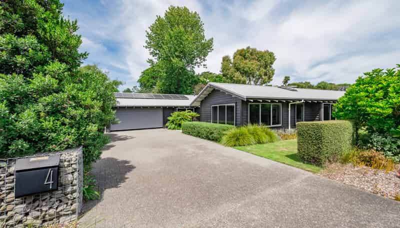 4 Ferndale Drive, Waikanae
