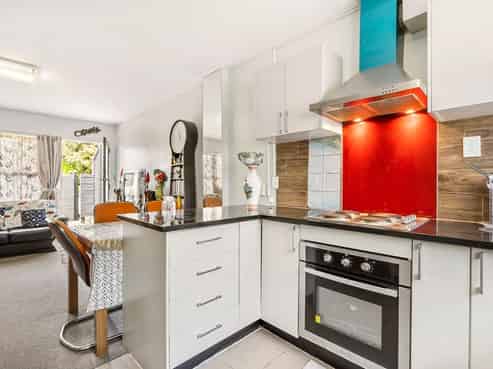 9/11 Tawera Road, Greenlane