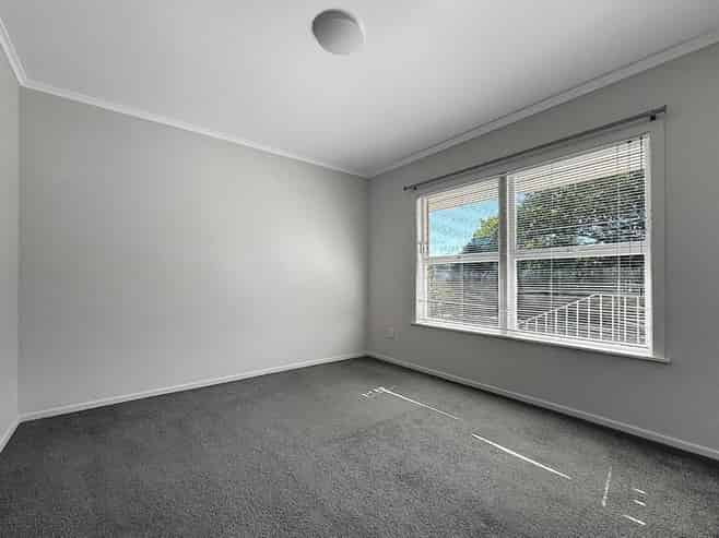 1/216 Beach Road, Campbells Bay