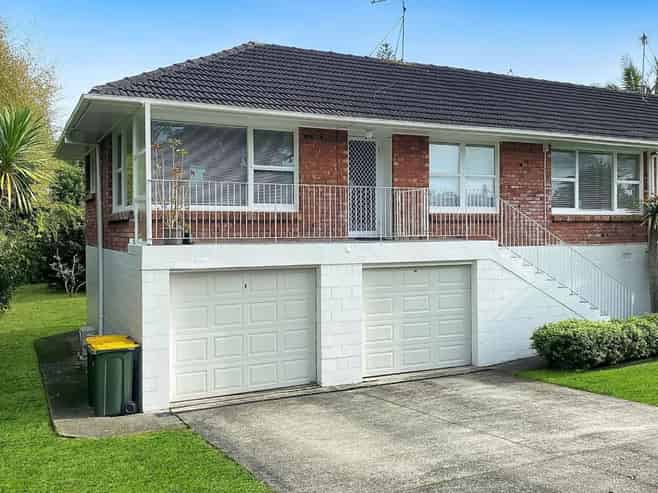 1/216 Beach Road, Campbells Bay