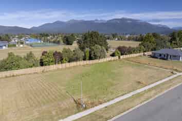 61 Tukare Loop, Te Anau