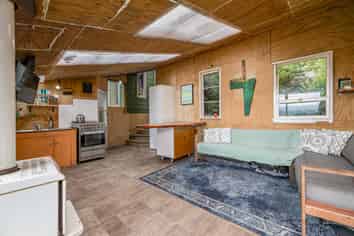 408A Scenic Drive, Waiatarua