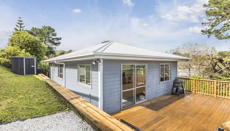 17A Gloucester Street, Porirua East