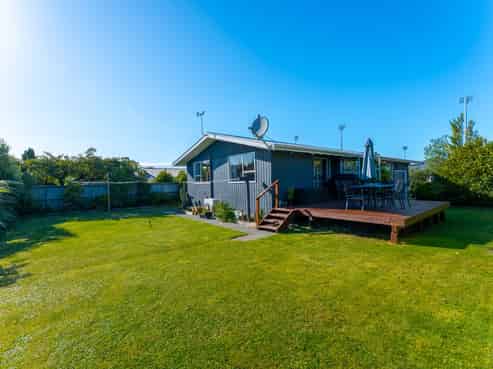 359A Church Street, West End