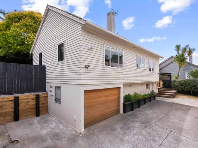 34 Rukutai Street, Orakei