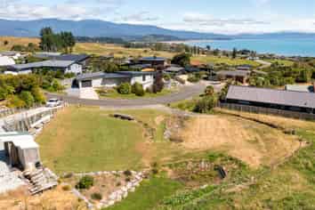 16 Pohutukawa Place, Pohara