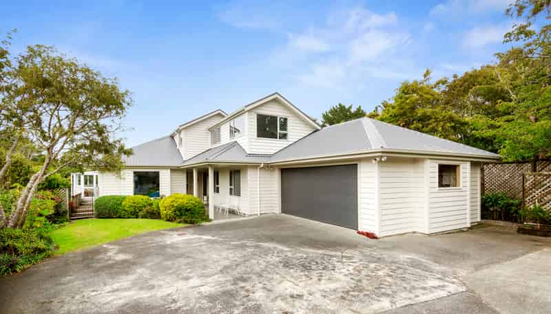 2/149 Hill Road, Belmont