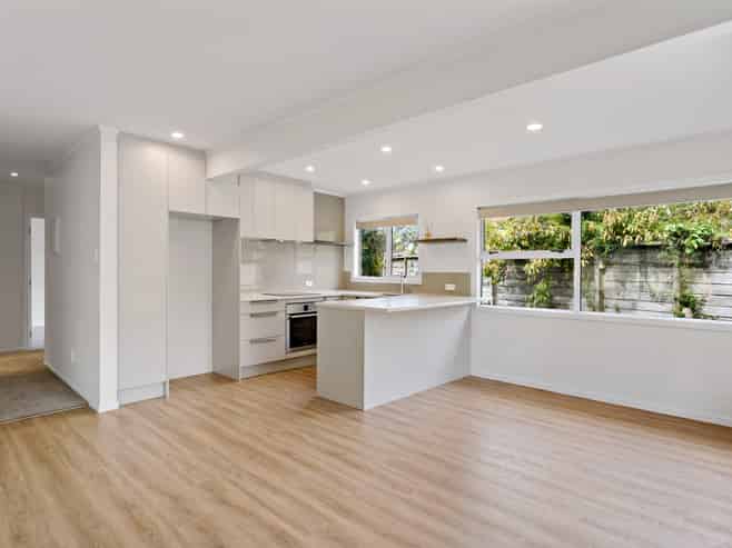 1/2 Flavia Close, Torbay