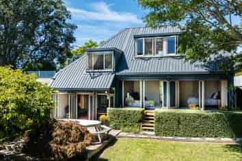 6 Learmonth Avenue, Birkenhead