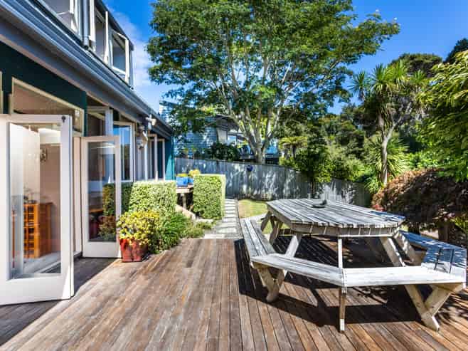 6 Learmonth Avenue, Birkenhead