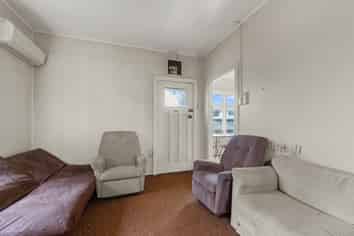 12 Somerset Crescent, Spreydon