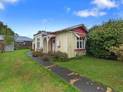 12 Somerset Crescent, Spreydon