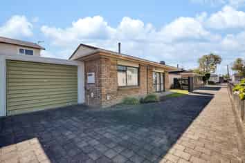 10B Frances Street, Hamilton East