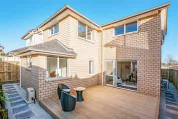 43b Oriel Avenue, West Harbour